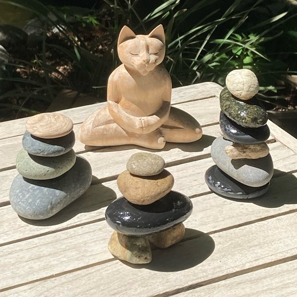 Balanced Stones Hand Crafted Rock Art Natural Earth Tones Garden New - Picture 6 of 13